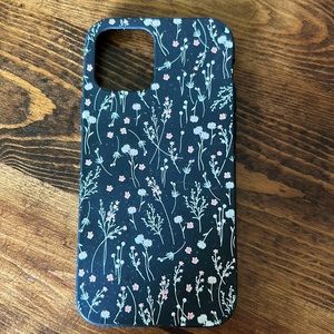 Pela compostable case for iPhone 12/12 pro